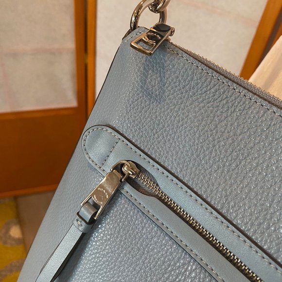 Coach Mae Crossbody Pebble Leather Bag - Cornflower Blue - Like New Condition - Picture 4 of 14